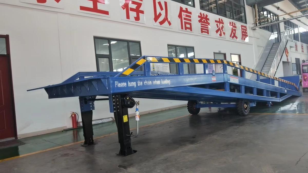 Value Industrial Mobile Loading Dock Ramp - 20 Tons capacity